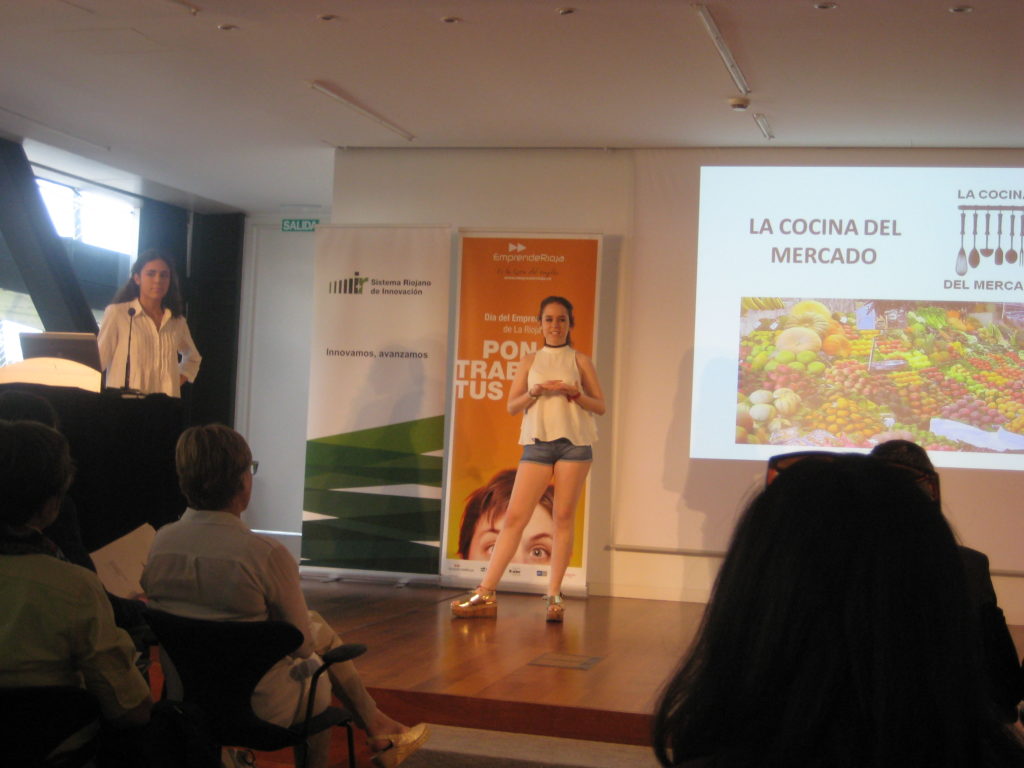 “La cocina del Mercado”. Aitana Rioja y Beatriz Ojeda. VIII Olimpiada de emprendedores 2016